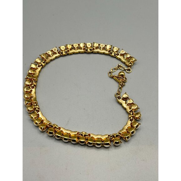 Vintage Trifari Gold Tone & Faux Pearl White Beaded Necklace Bridal Jewelry - Picture 4 of 7